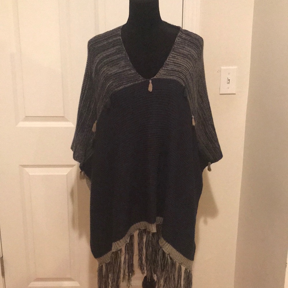 Simonetta poncho
